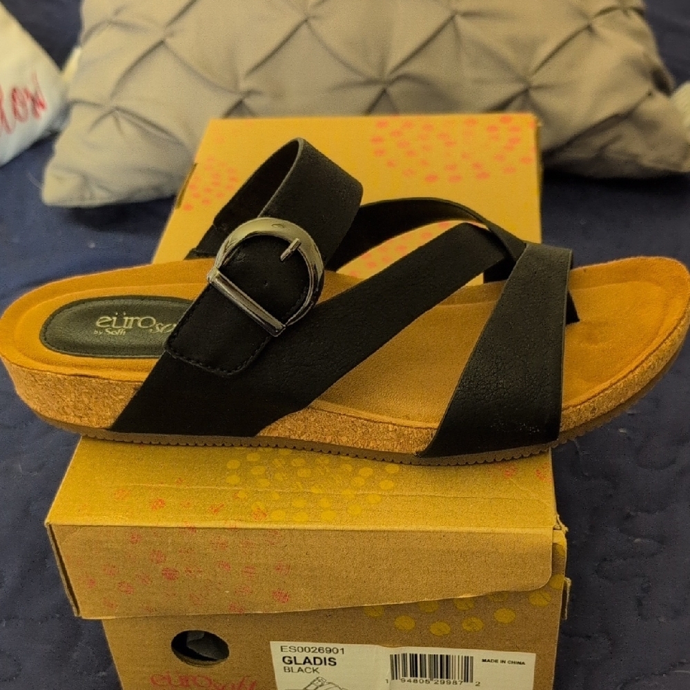 EuroSoft Gladis Black Women's Strappy Sandals - Picture 6 of 8